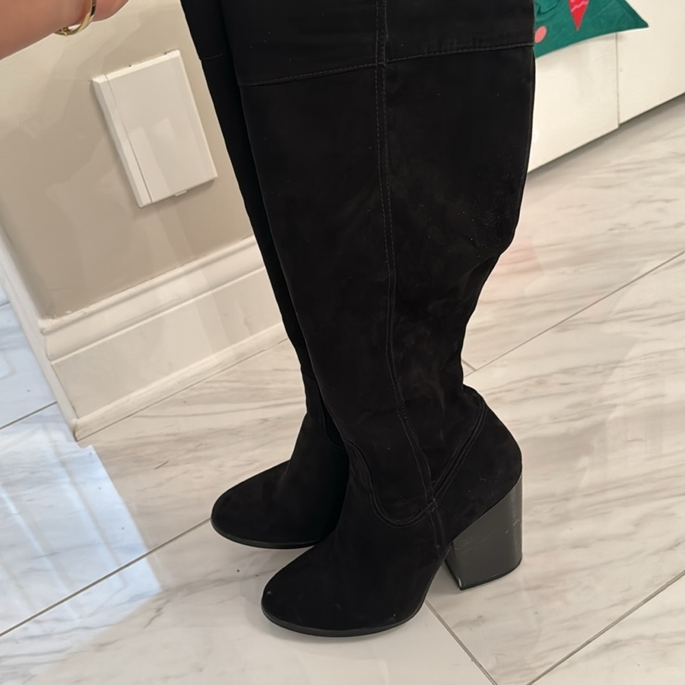 Forever 21 Tall Boot - Picture 5 of 7